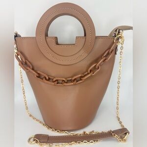 Women’s Tan Bucket Bag Circular Handle Gold Chain Crossbody Shoulder Purse
